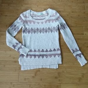 Geometric beigey sweater